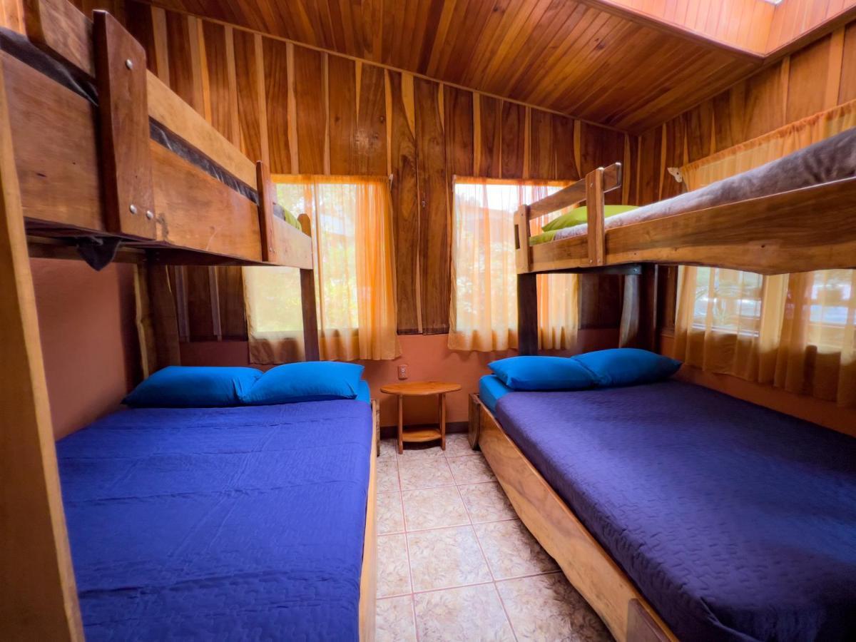 Casa Tranquilo Hostel Monteverde Buitenkant foto